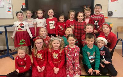 Making Christmas Trees in Junior Infants