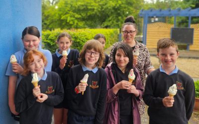 4th Class enjoying Ice Cream